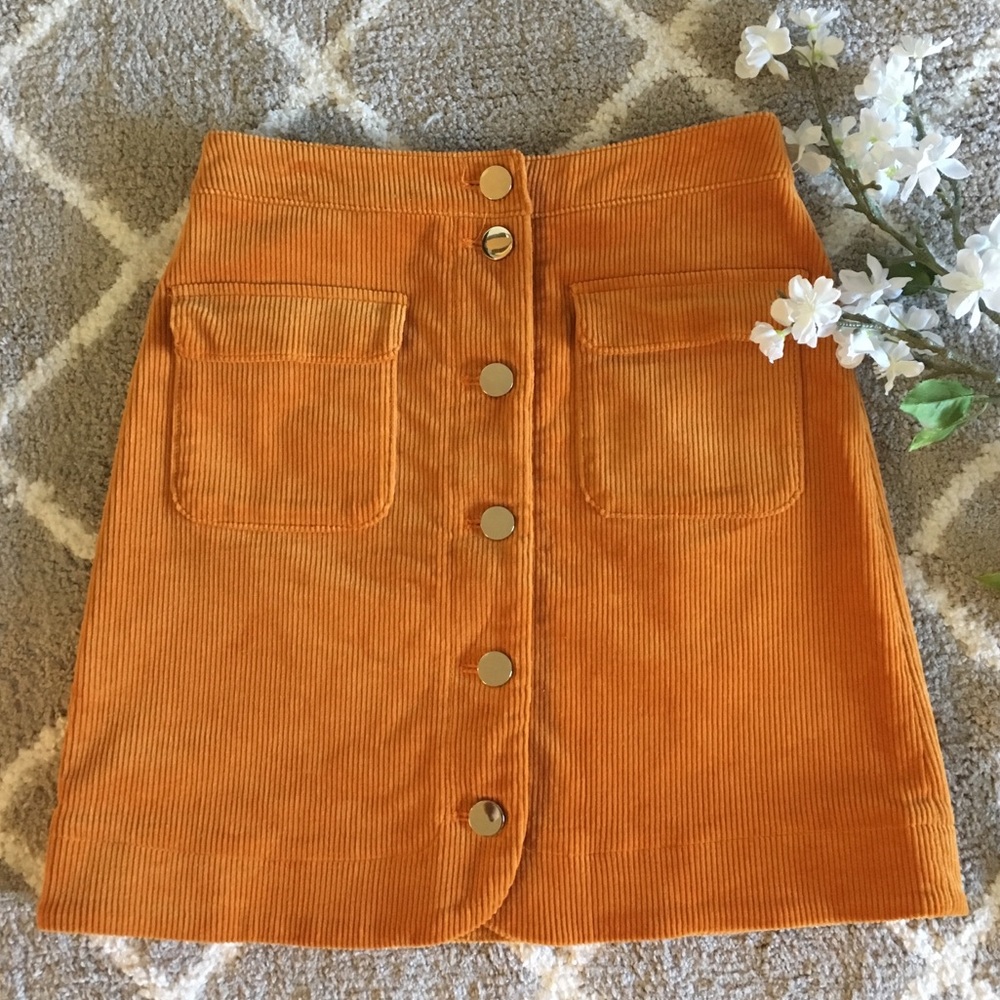 🍂🌺🆕{LOFT}: Corduroy Skirt🌺🍂